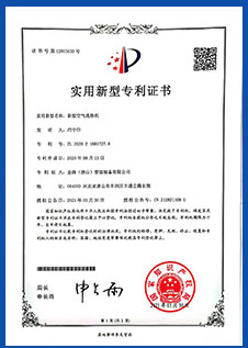 �������g